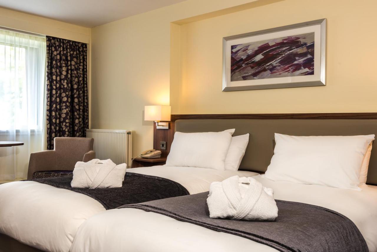 Holiday Inn Colchester By Ihg Ngoại thất bức ảnh