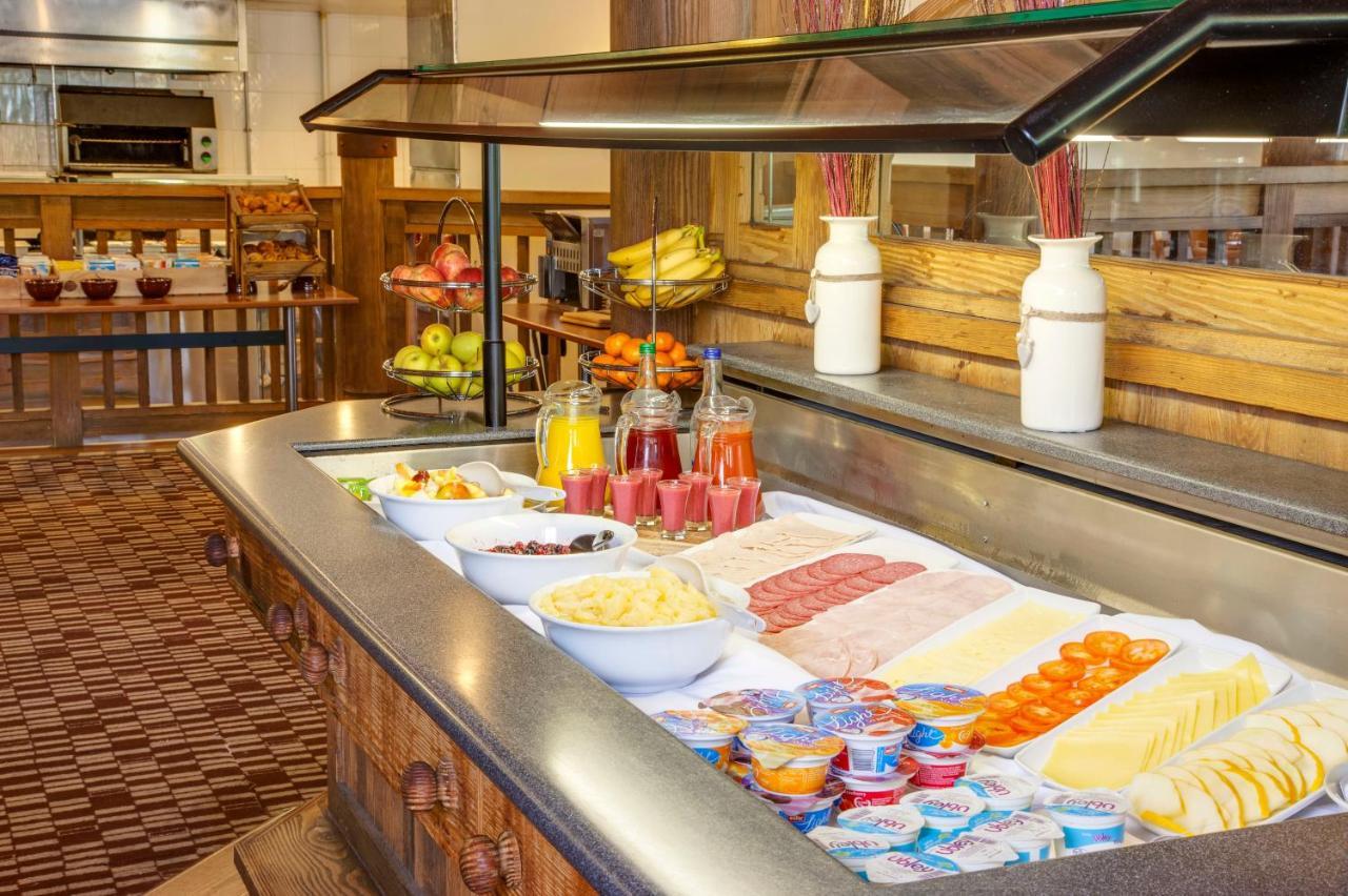 Holiday Inn Colchester By Ihg Ngoại thất bức ảnh