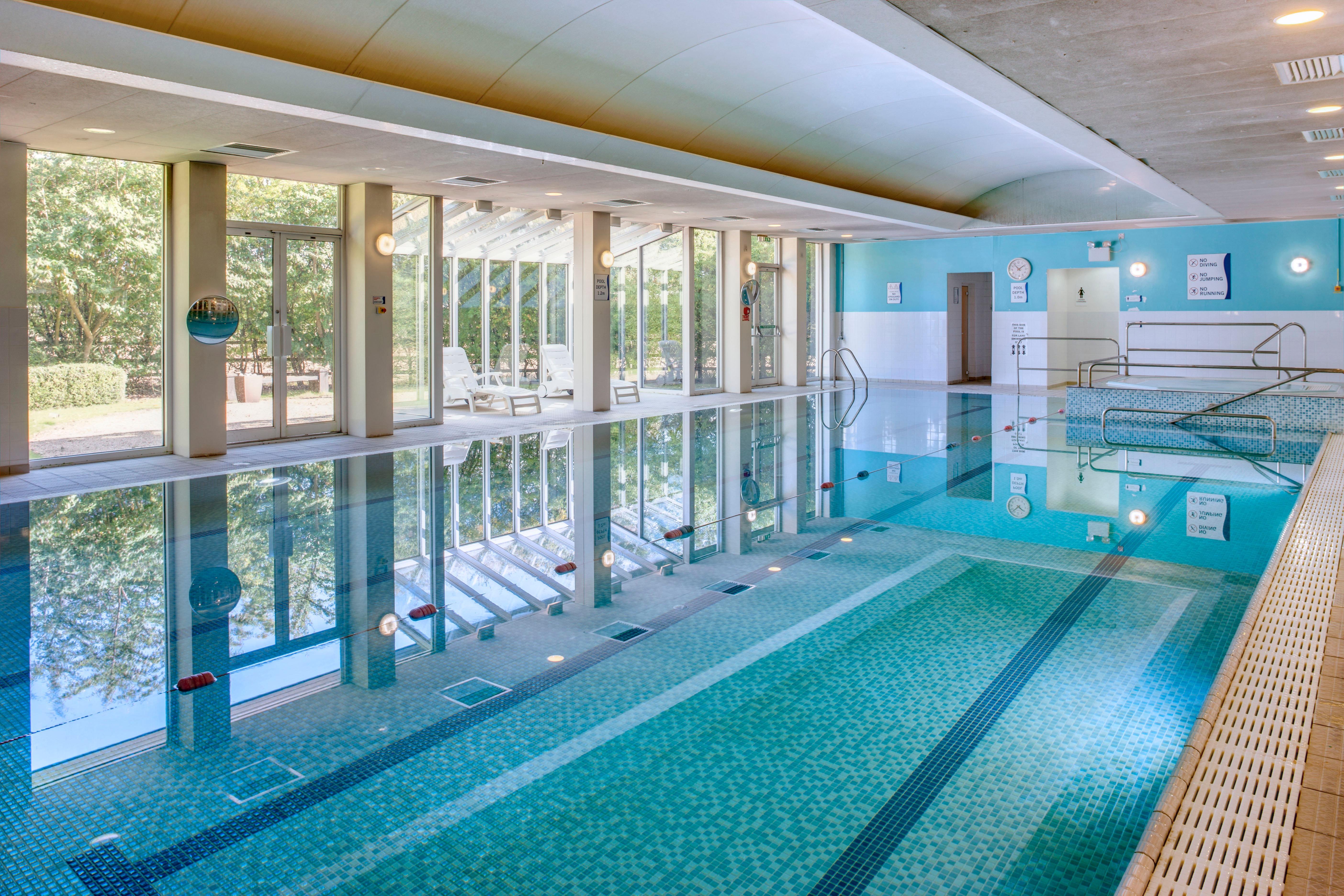 Holiday Inn Colchester By Ihg Ngoại thất bức ảnh